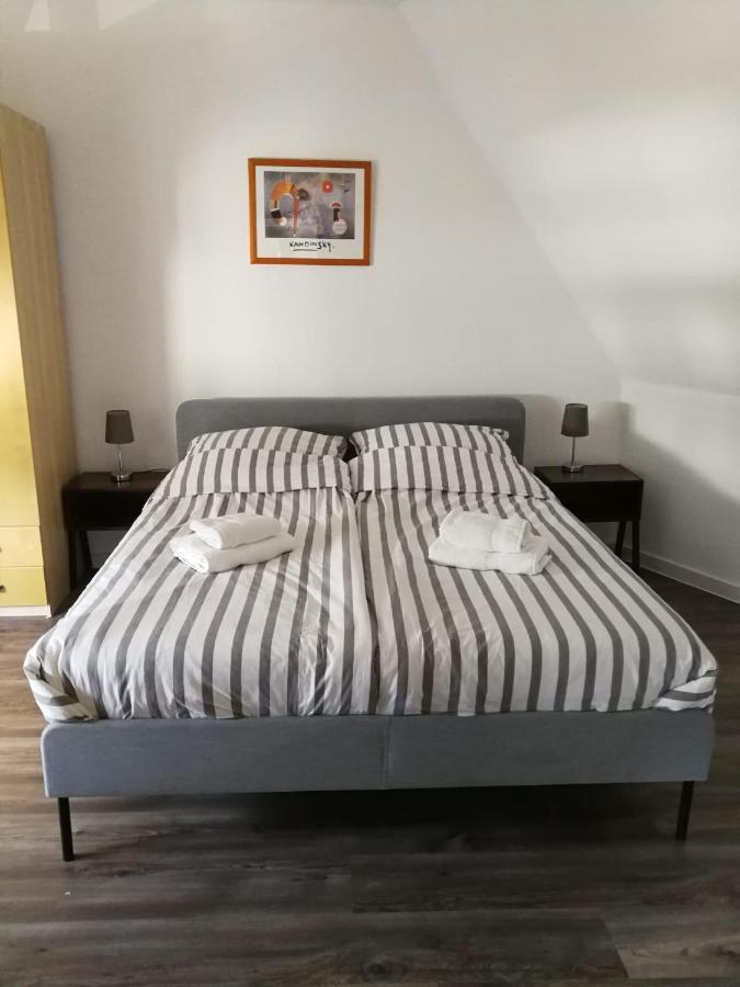 Ferienwohnung Langenberg Altstadt Wifi Netflix Velbert Exteriör bild